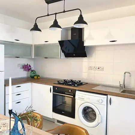 Apartament Spacious Three-bedroom With Sea View A4 Lapitos