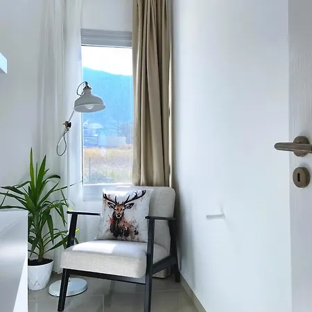 Spacious Three-bedroom With Sea View A4 Apartament Lapitos