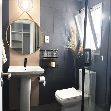 Spacious Three-bedroom With Sea View A4