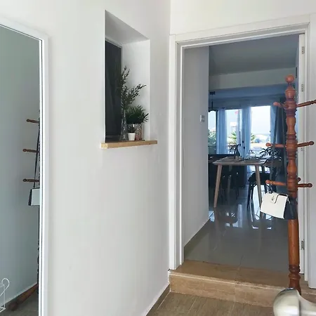 Apartament Spacious Three-bedroom With Sea View A4