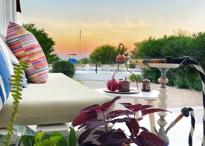 Spacious Three-bedroom With Sea View A4