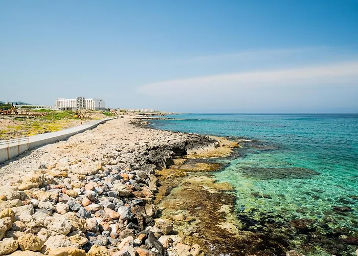 Spacious Three-bedroom With Sea View A4 * לאפיטוס